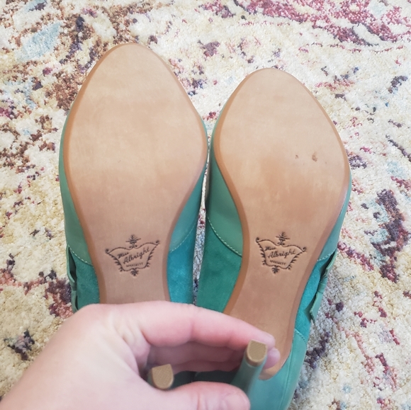 Miss Albright "Moira" Side Bow Pump Size 6.5 - Picture 5 of 14